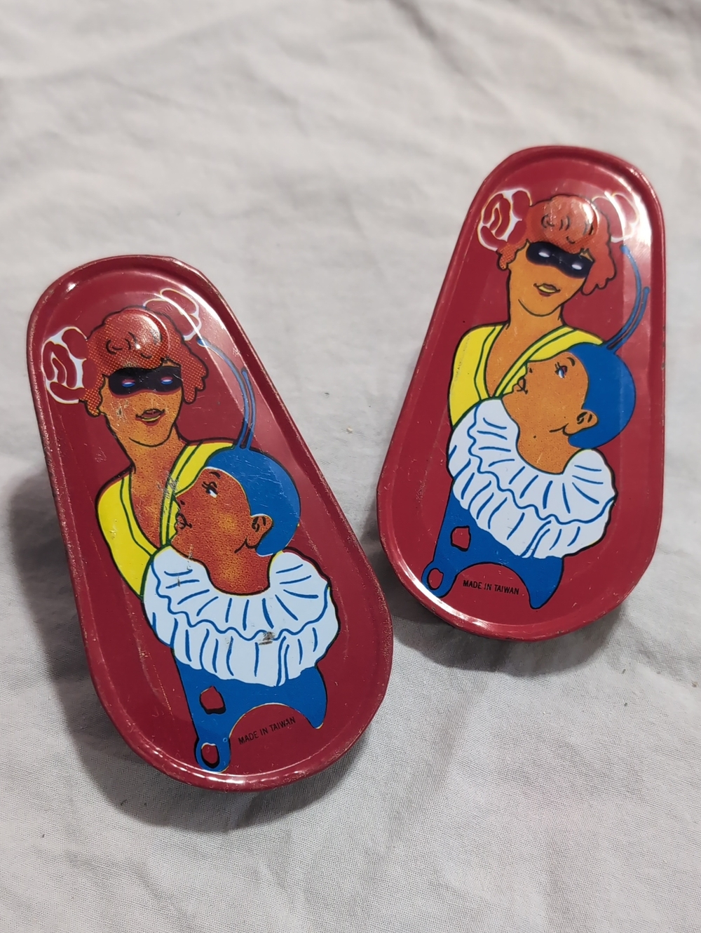 Vintage Kirchhoff Noisemakers Party Tin Litho * Q1